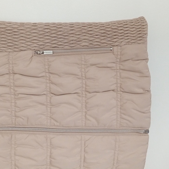 Women's Calvin Klein Beige Tan Fur Collar Puffer Vest - Picture 3 of 8